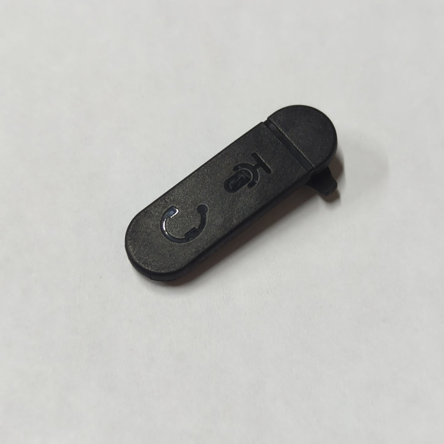 15012242001 - Motorola Dust Cover, Audio Jack